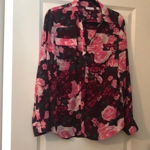 New York & Co pink and maroon floral blouse